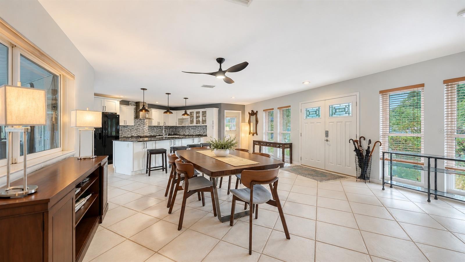 5211 Inverness, Sarasota, FL 34243