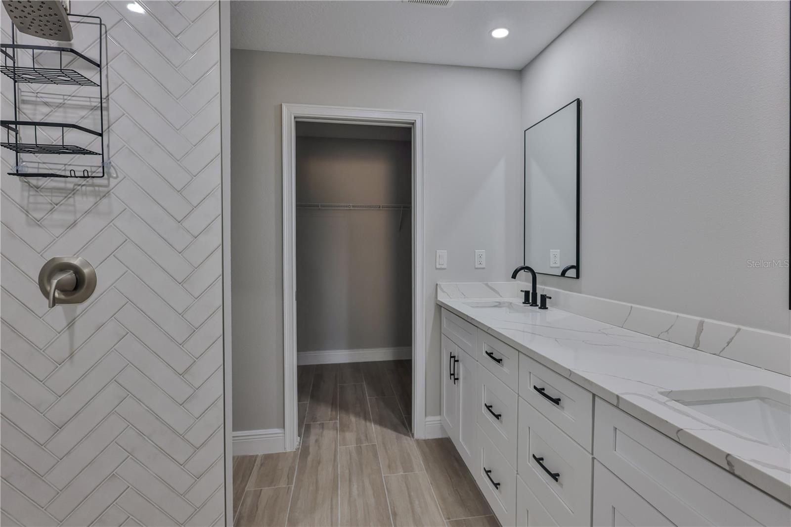 1013 13th, Bradenton, FL 34208