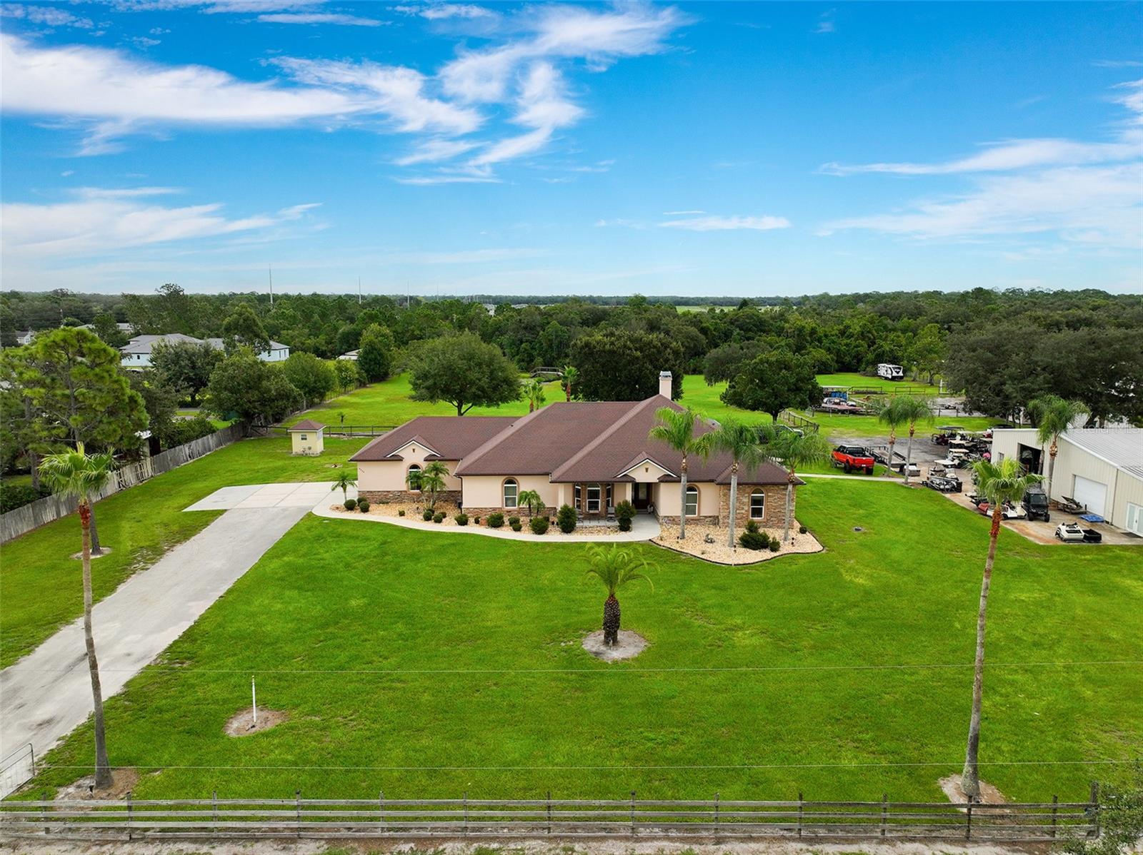4594 Hickory Tree Rd, St Cloud, FL 34772