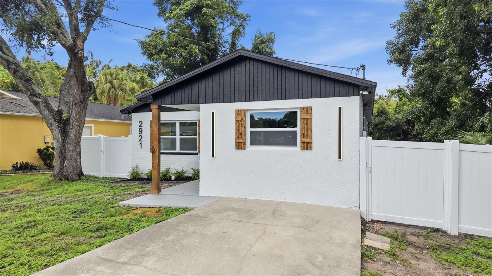 2921 57, St Petersburg, FL 33714