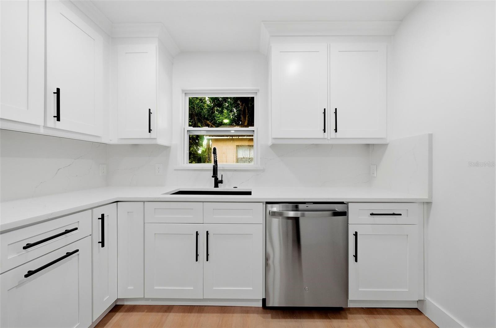 2921 57, St Petersburg, FL 33714