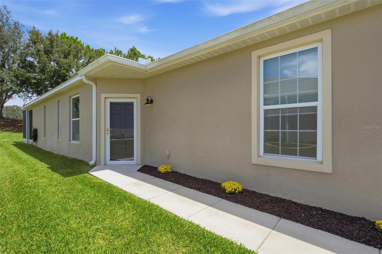 27001 White Plains, Leesburg, FL 34748