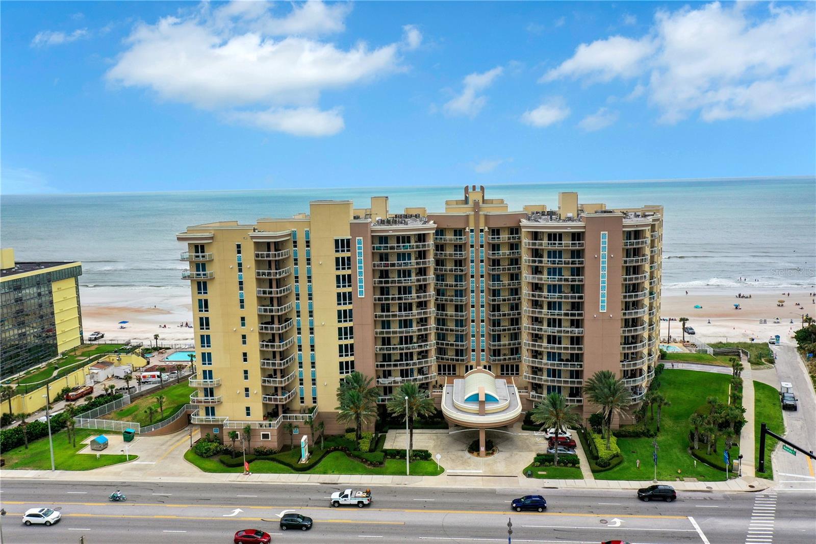 1925 Atlantic Unit 306, Daytona Beach Shores, FL 32118