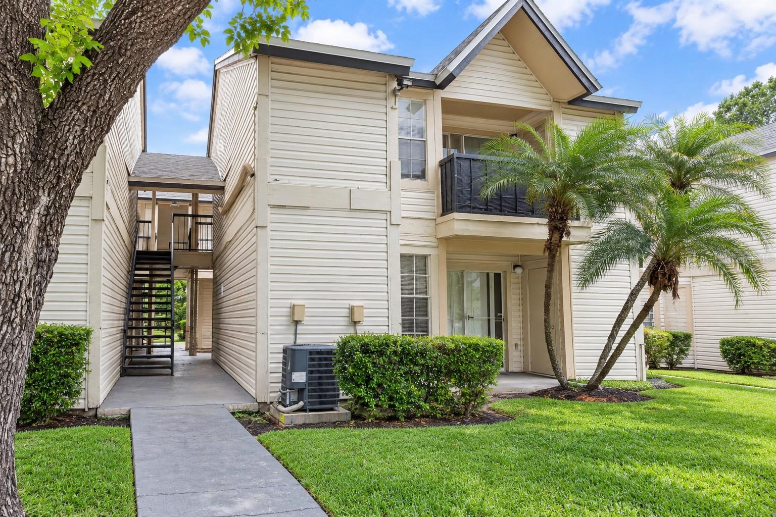 1956 Lake Atriums Unit 144, Orlando, FL 32839