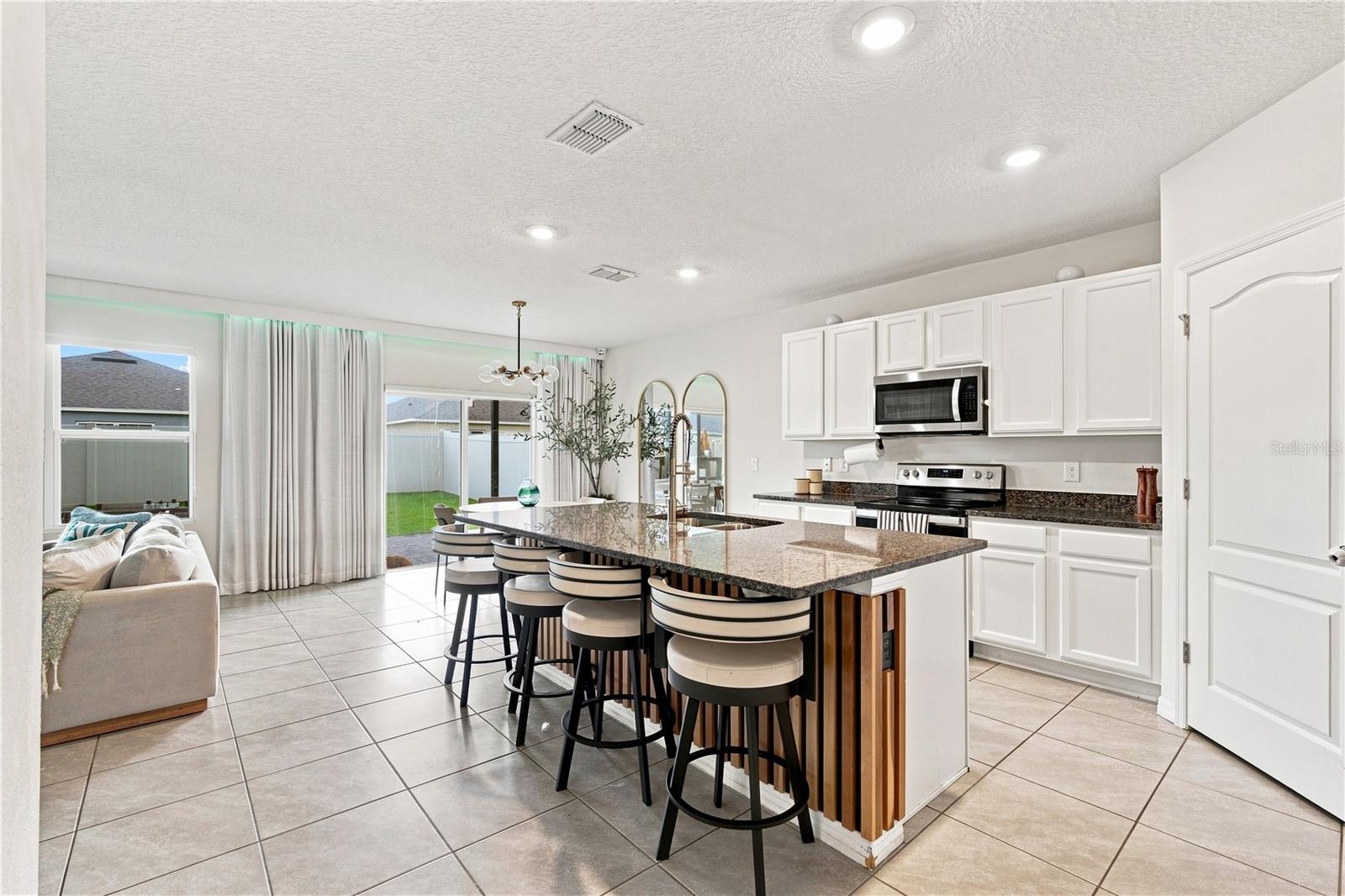 5378 Cedar Point, Magnolia Square, FL 34771