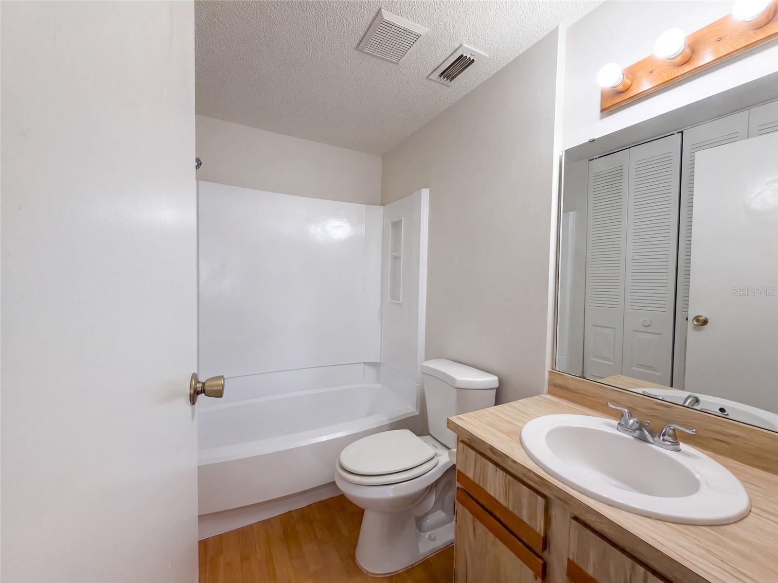 3803 60th, Bradenton, FL 34209