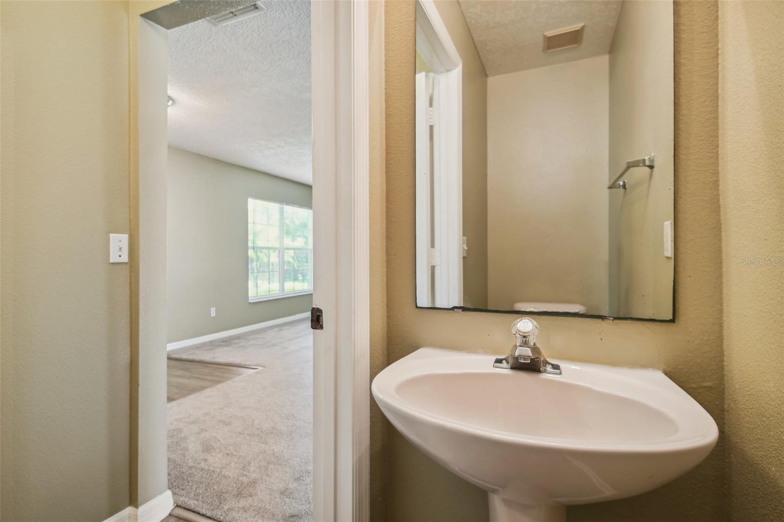 813 Clifton Hills St., Orlando, FL 32828