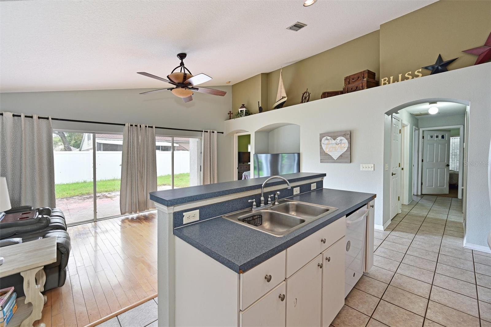 7112 49th Pl E, Palmetto, FL 34221