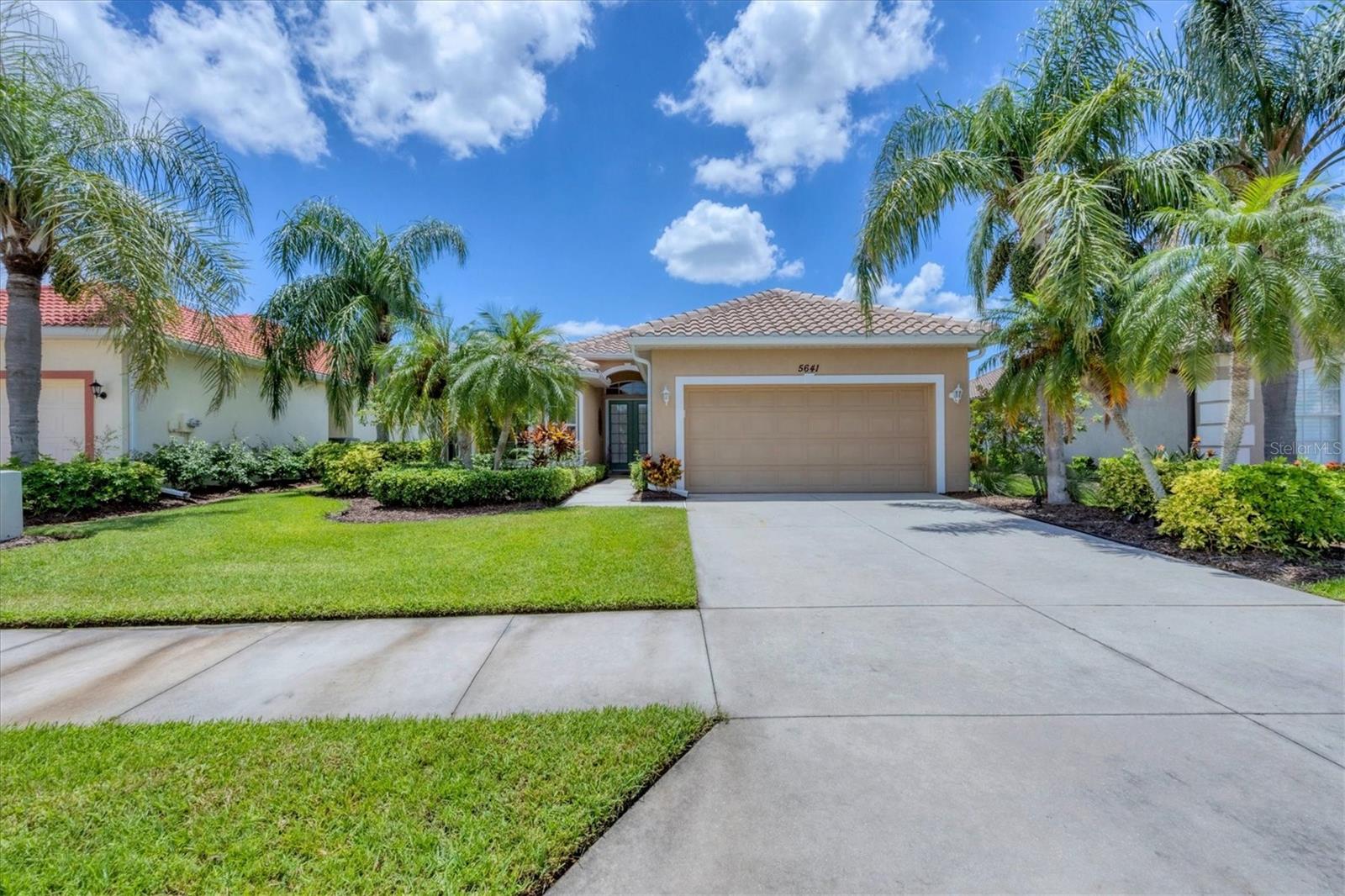 5641 Whispering Oaks, North Port, FL 34287