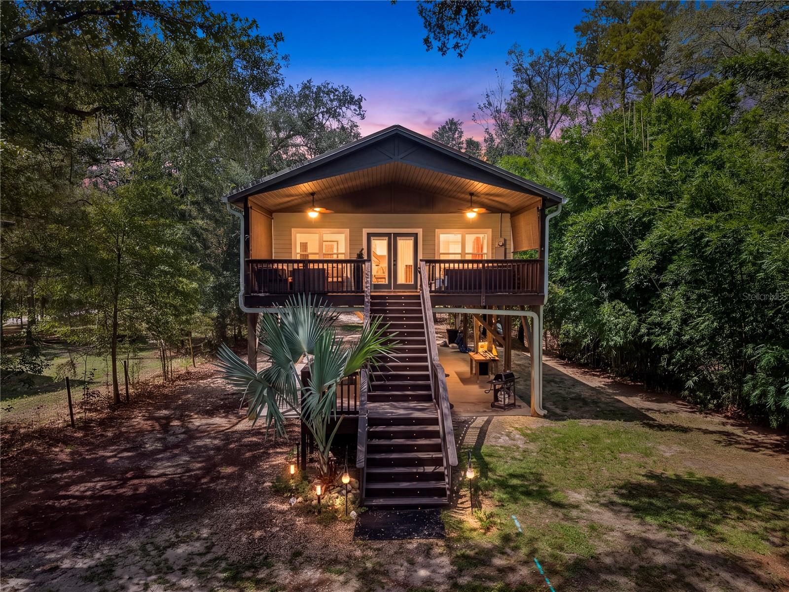 314 880th, Old Town, FL 32680