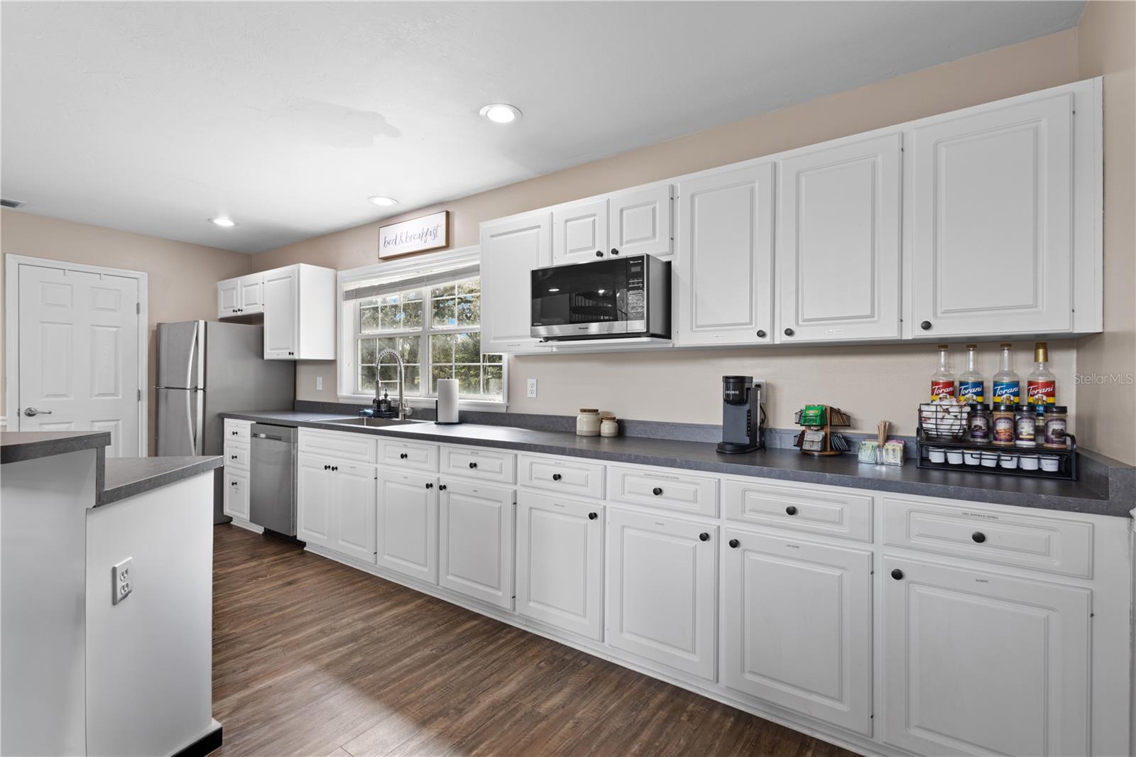190 Riverside West, Branford, FL 32008