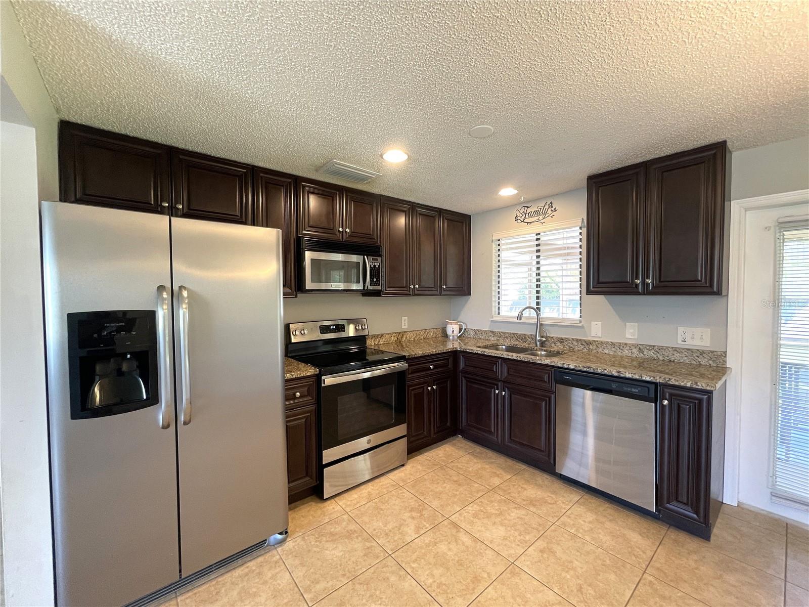 907 Red Bay, Port Charlotte, FL 33948