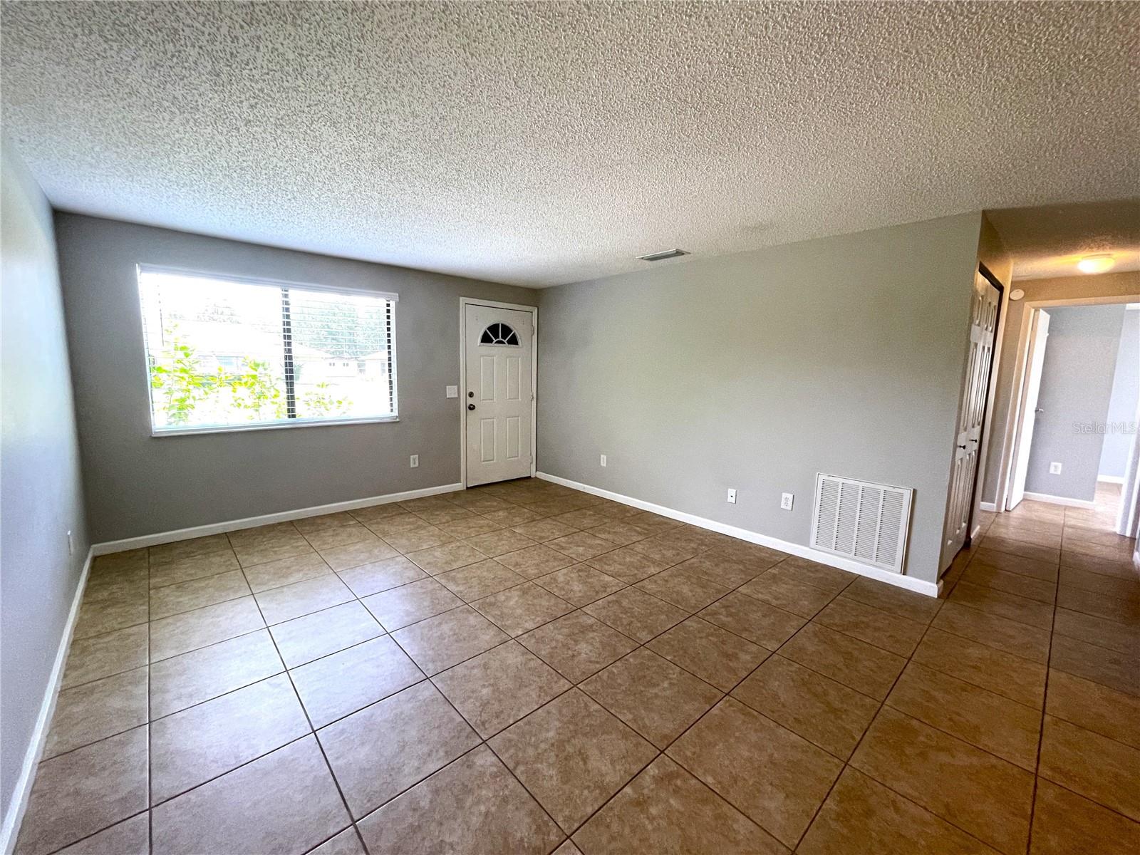 907 Red Bay, Port Charlotte, FL 33948
