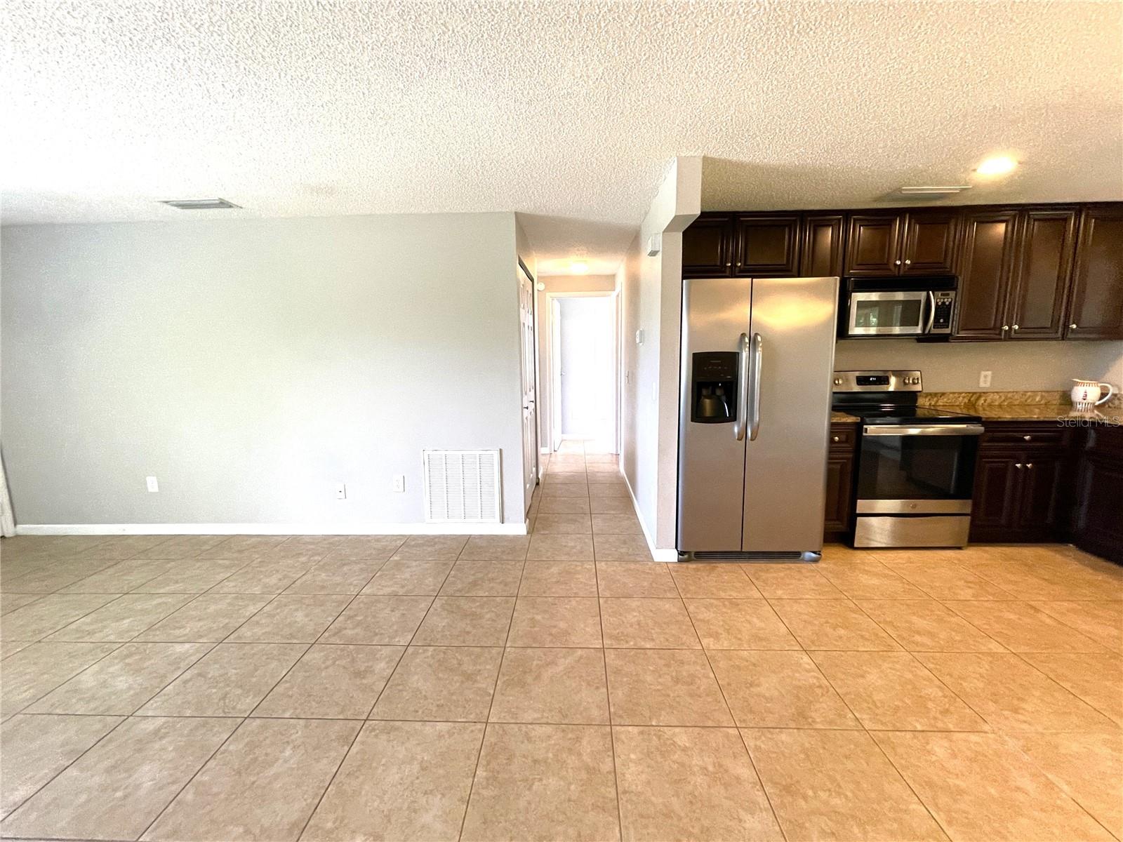 907 Red Bay, Port Charlotte, FL 33948