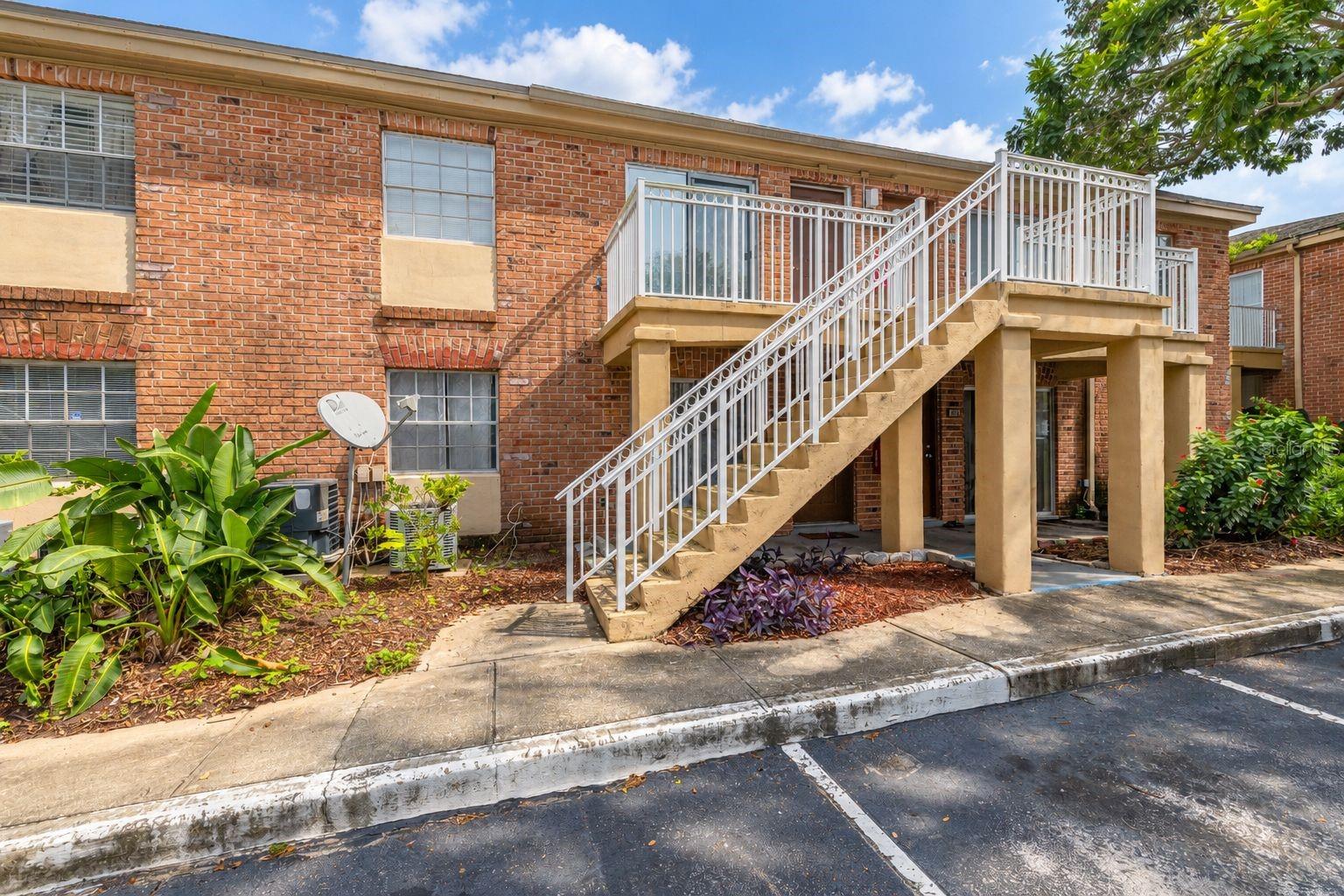 484 Banyon Tree Unit 100, Maitland, FL 32751