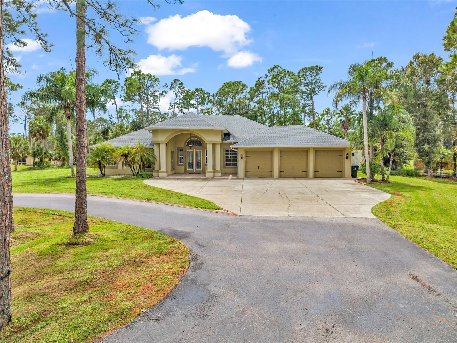 3605 Tropicaire, North Port, FL 34286