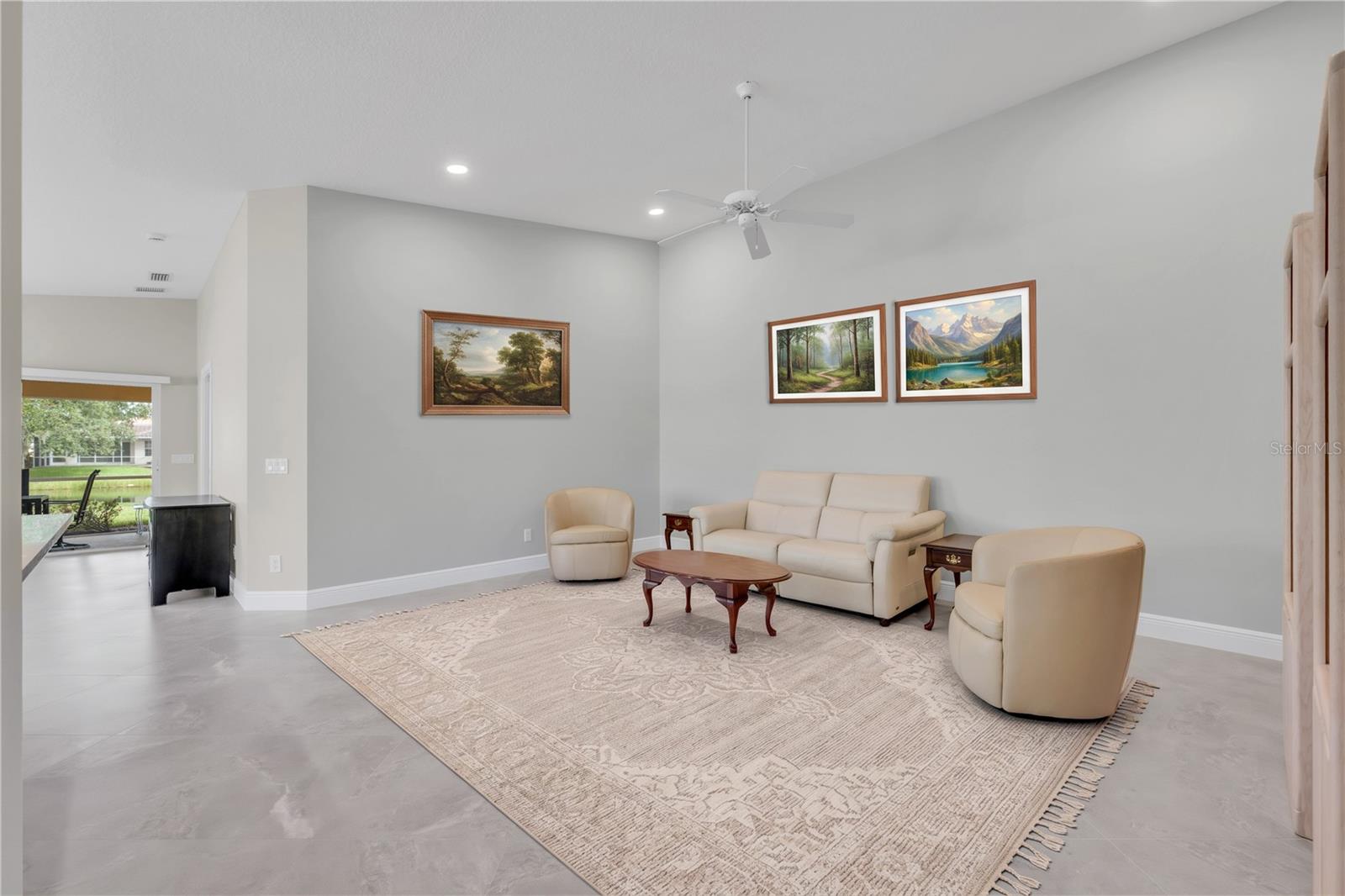 5868 Helicon, Sarasota, FL 34238