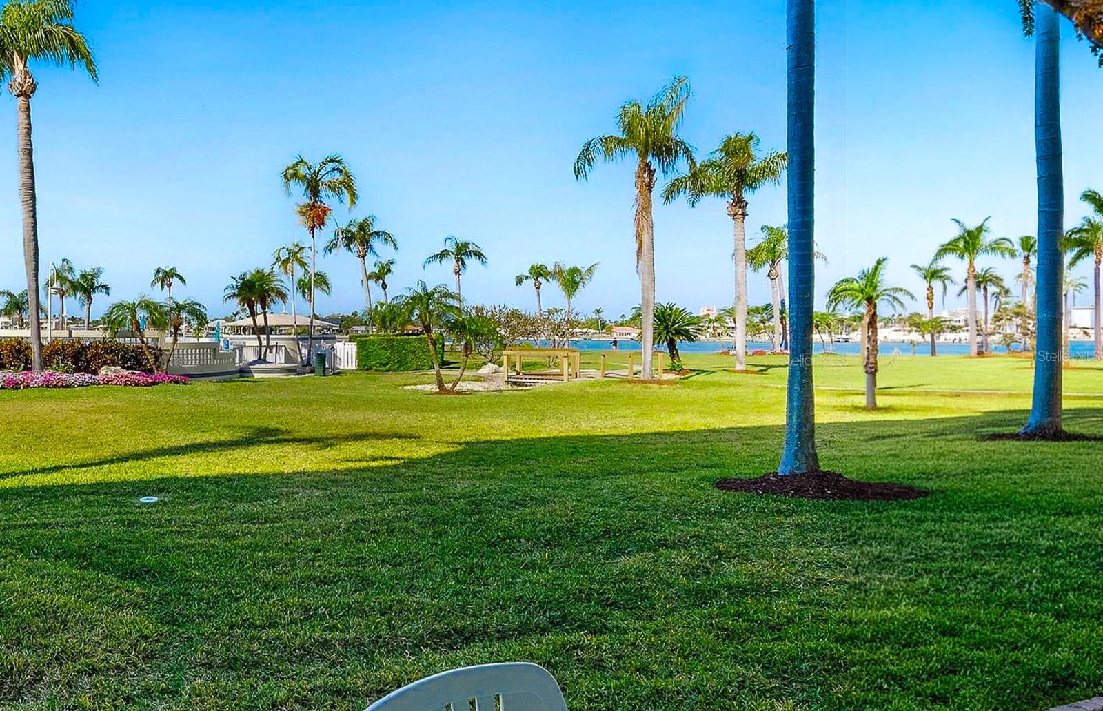 6021 Bahia del Mar Unit 137, St Petersburg, FL 33715