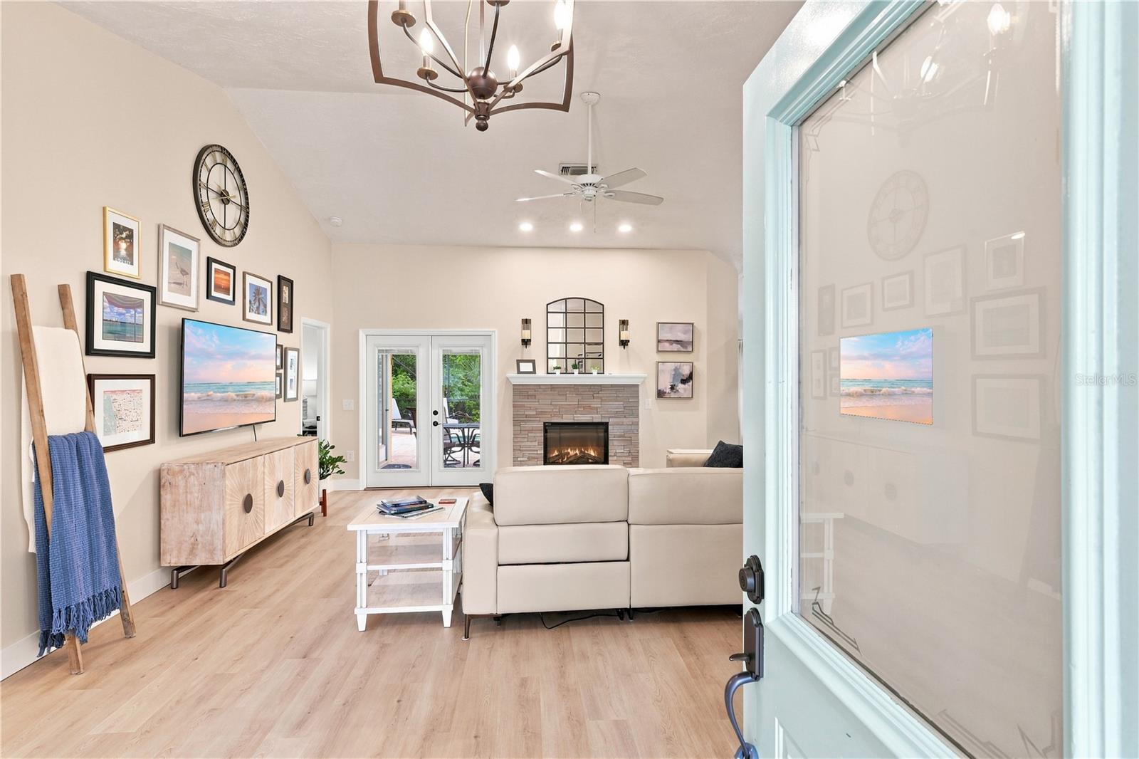 7311 43rd, Sarasota, FL 34243