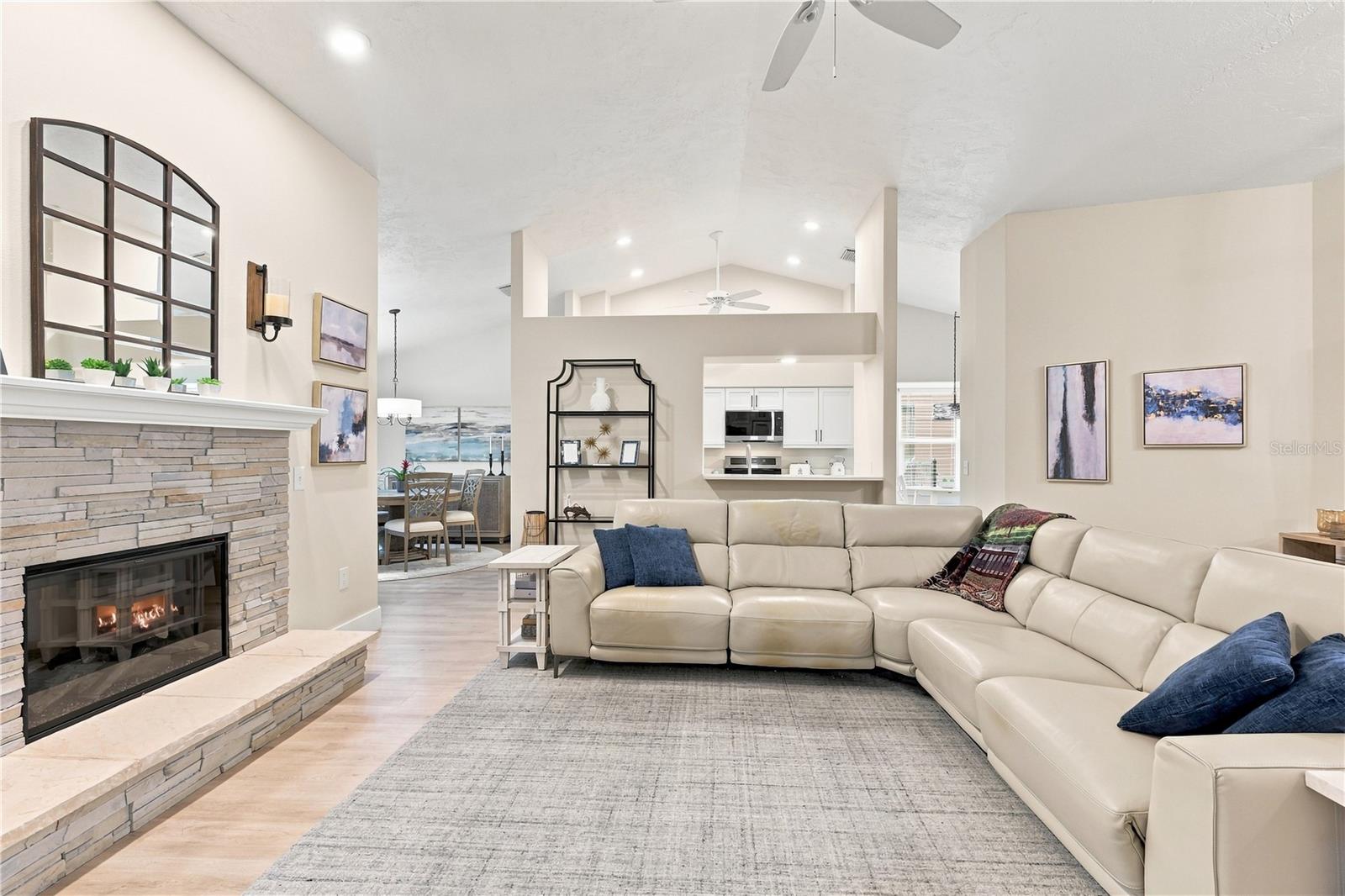 7311 43rd, Sarasota, FL 34243
