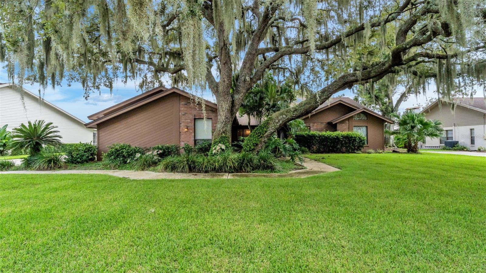 2871 Hammock, Plant City, FL 33566