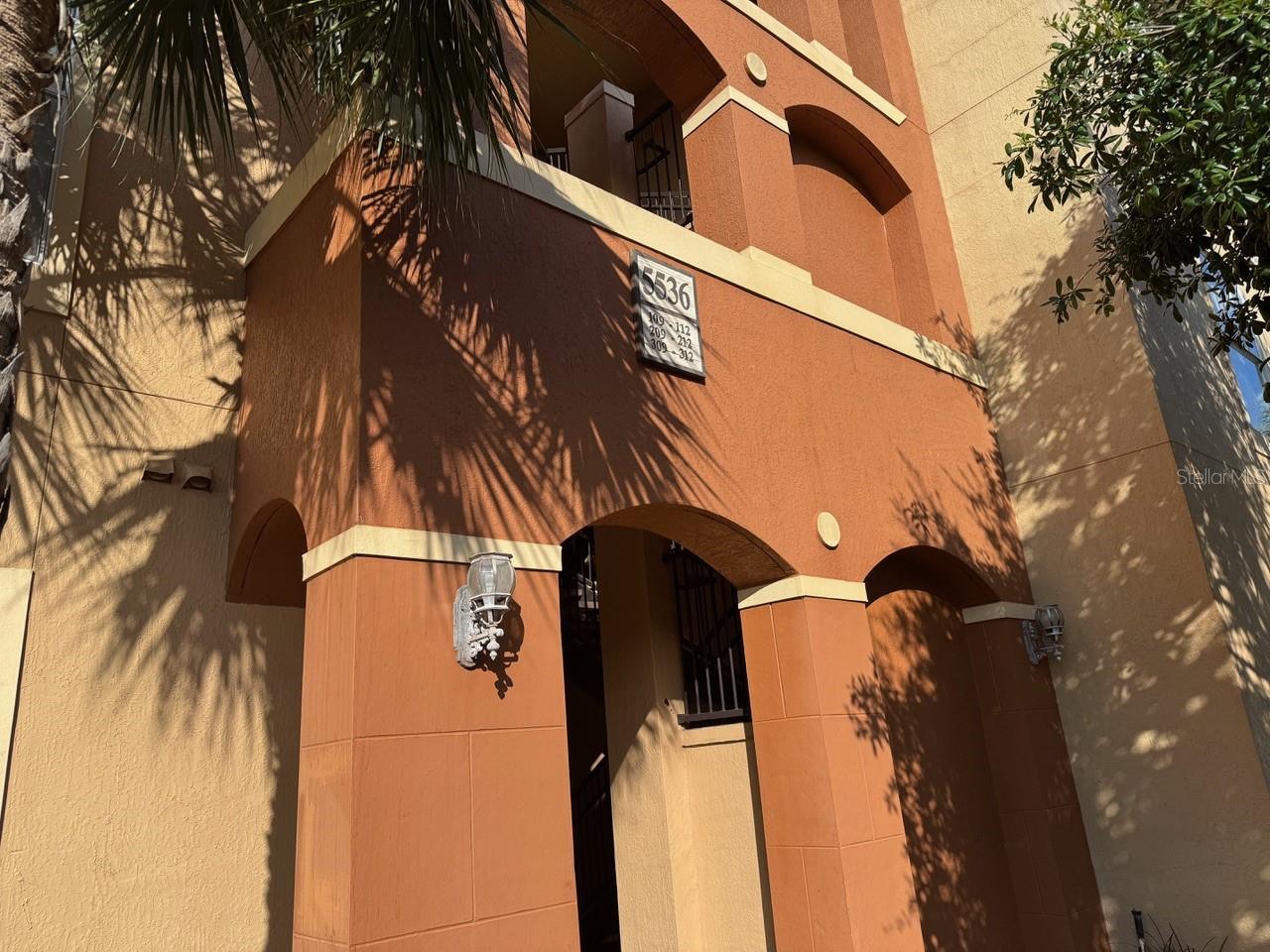 5536 Metrowest Unit 8-311, Orlando, FL 32811
