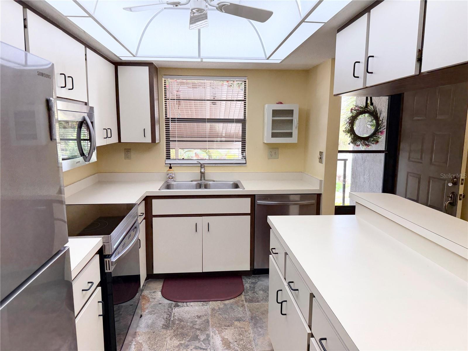 937 Capri Isles Unit 56, Venice, FL 34292