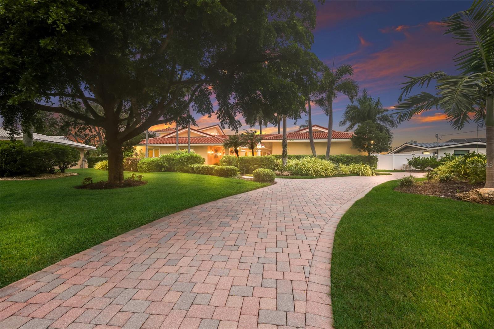 7208 19th, Bradenton, FL 34209