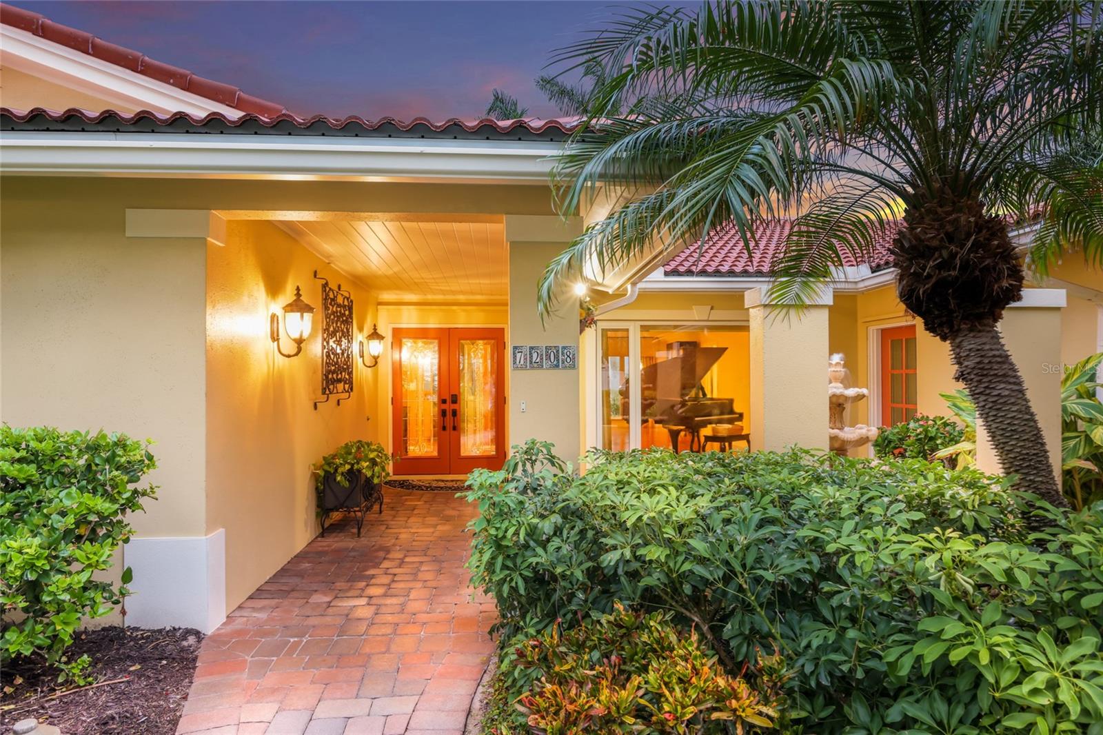 7208 19th, Bradenton, FL 34209