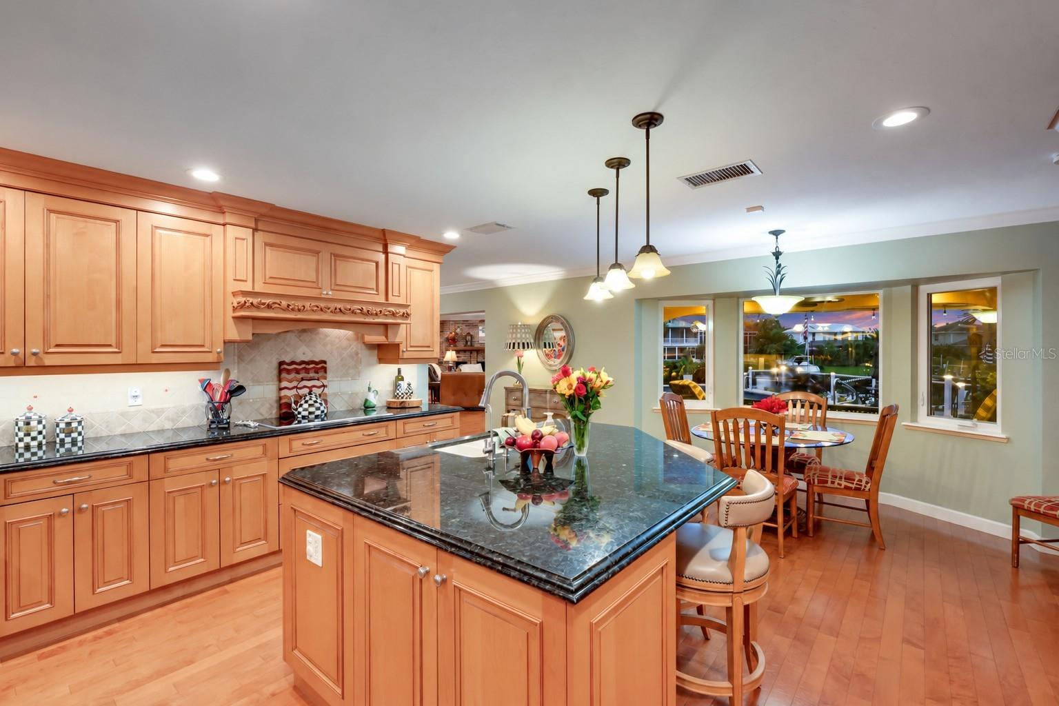 7208 19th, Bradenton, FL 34209