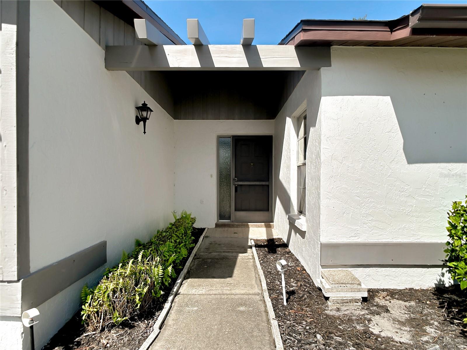 665 Foxwood, Englewood, FL 34223