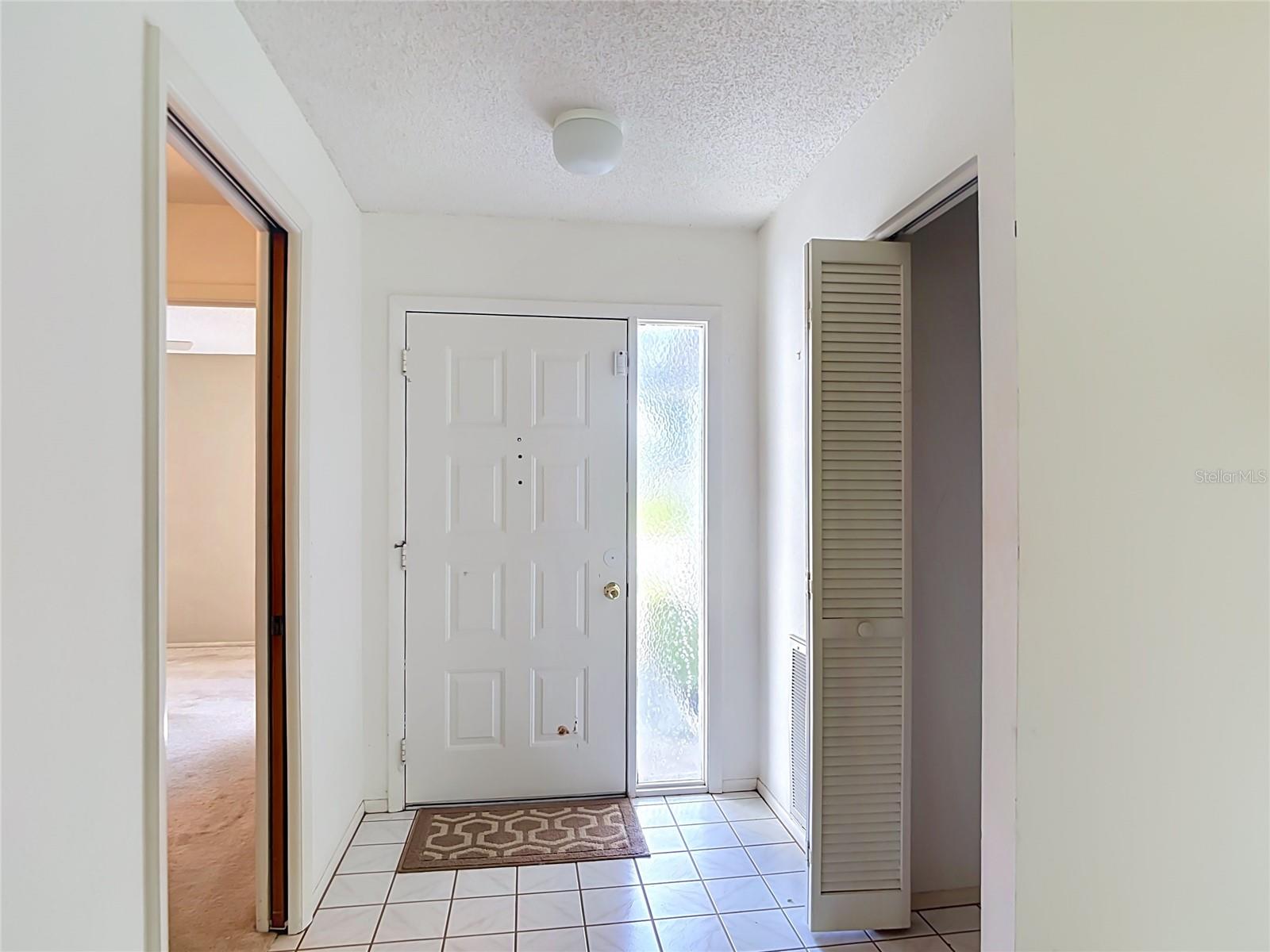 665 Foxwood, Englewood, FL 34223