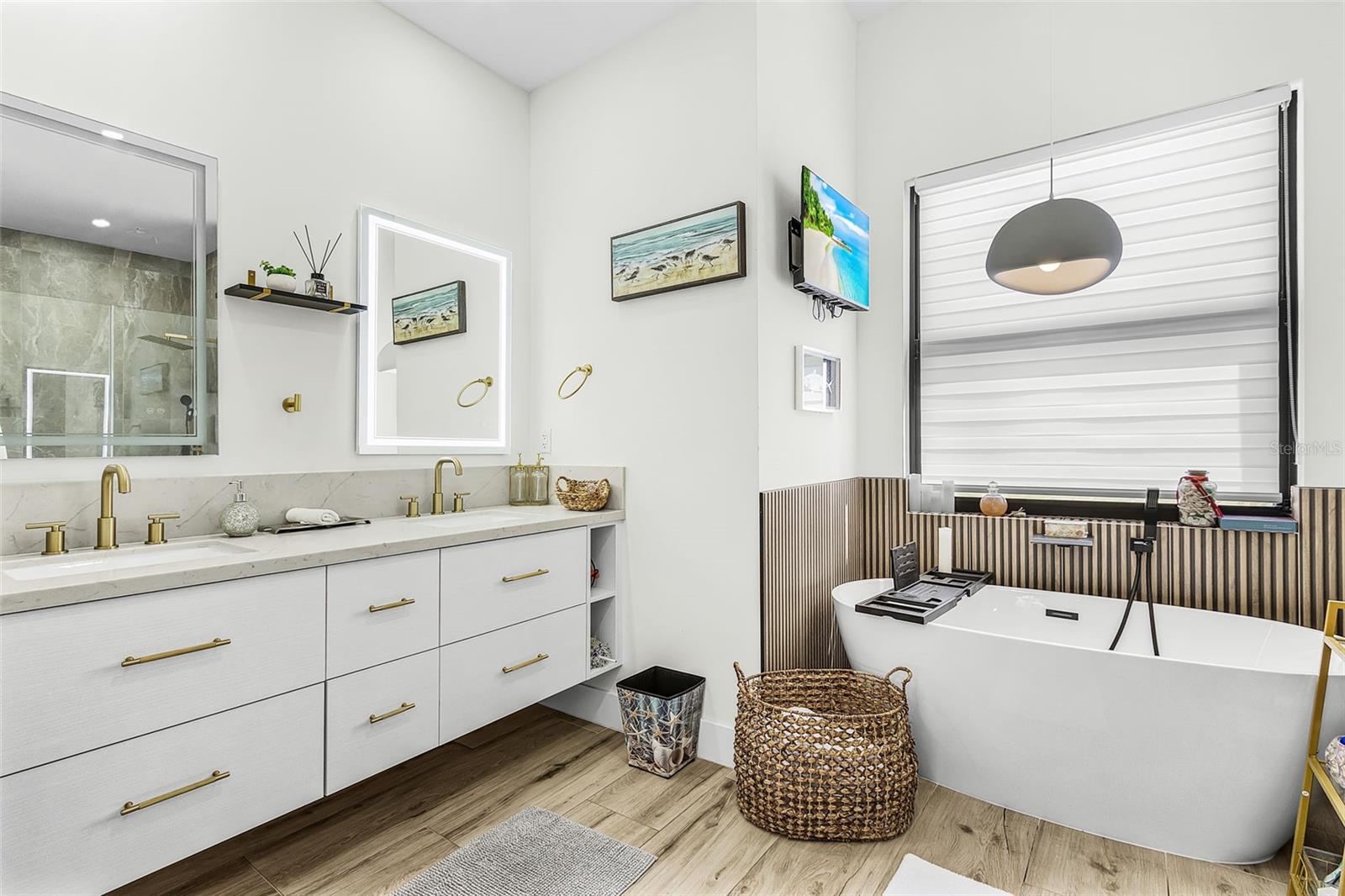1202 21st, Cape Coral, FL 33909