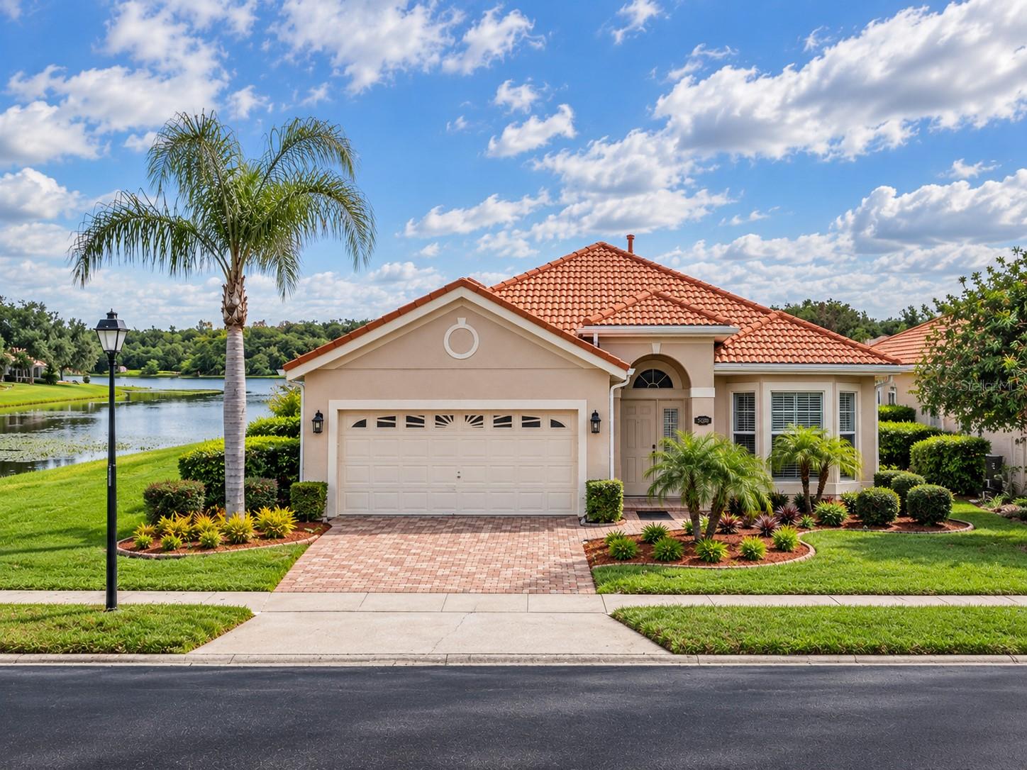5200 Watervista, Orlando, FL 32821