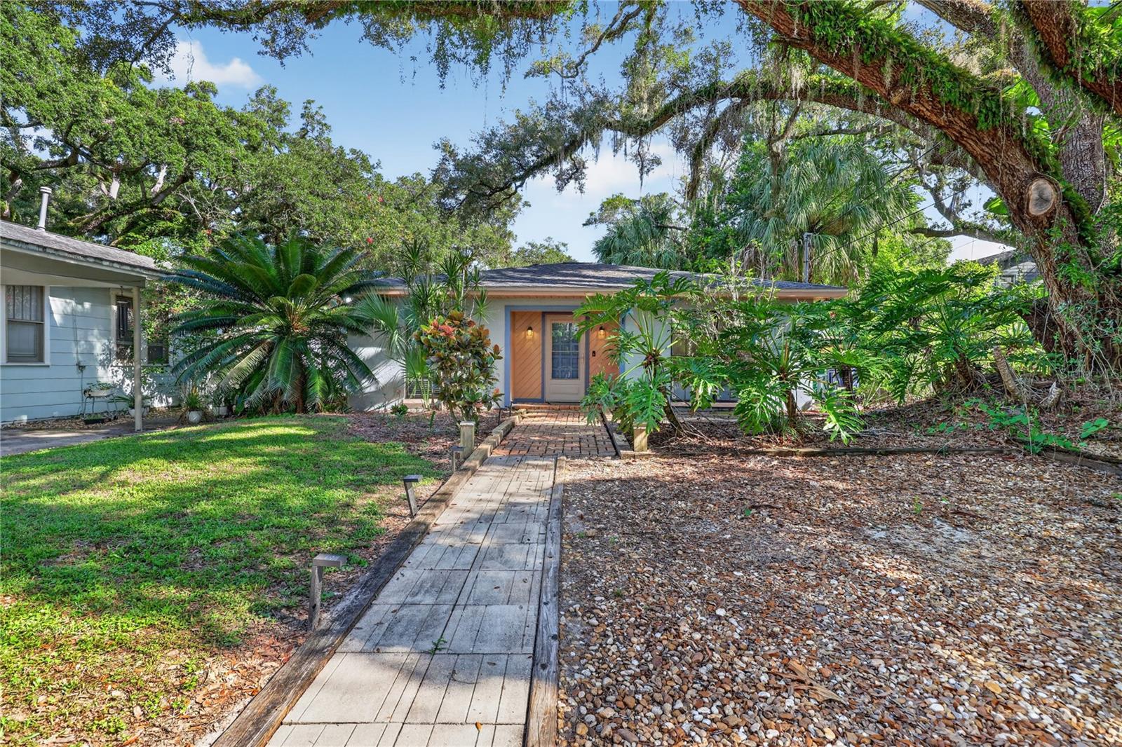 317 Comanche, Tampa, FL 33604