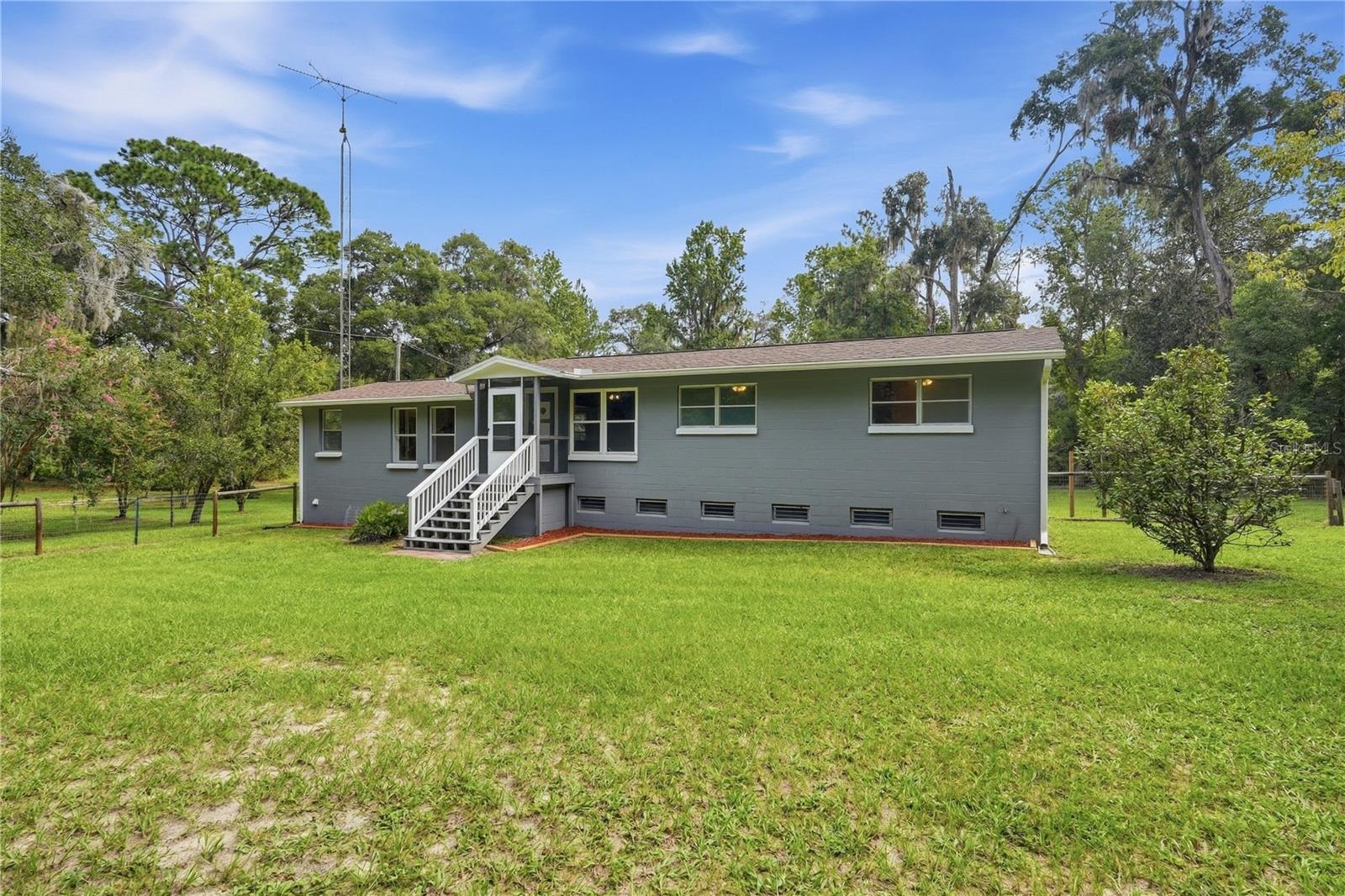 752 State Road 21, Melrose, FL 32666