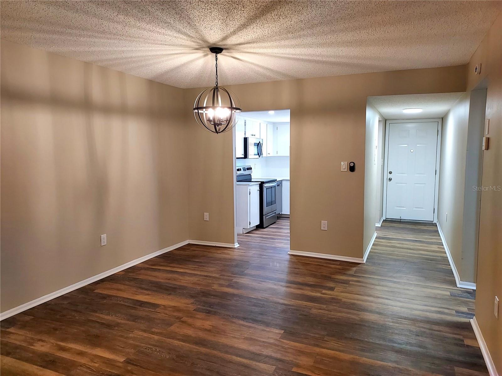 3520 Lake Bayshore Unit K111, Bradenton, FL 34205