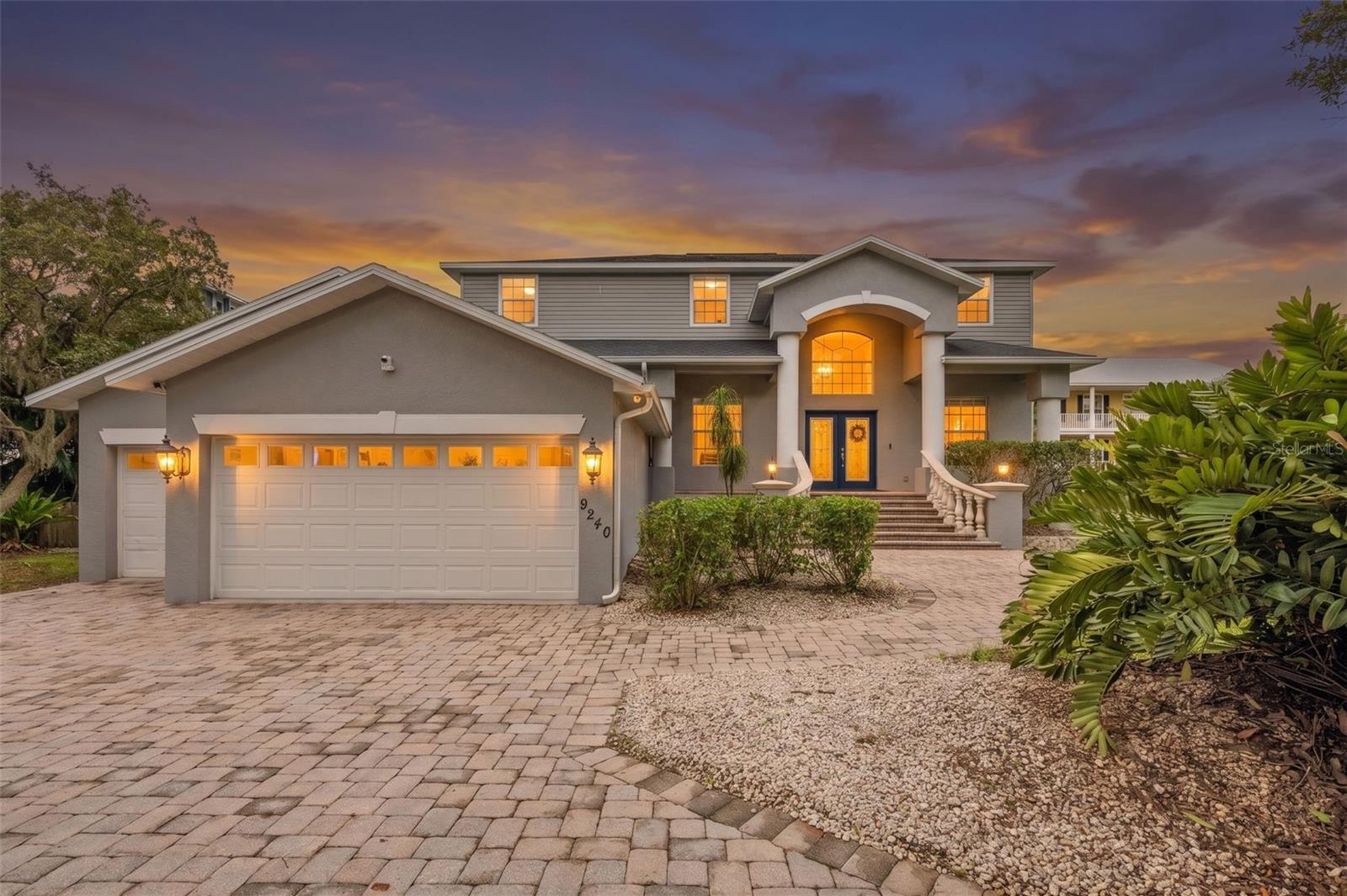 9240 San Martin, St Petersburg, FL 33702