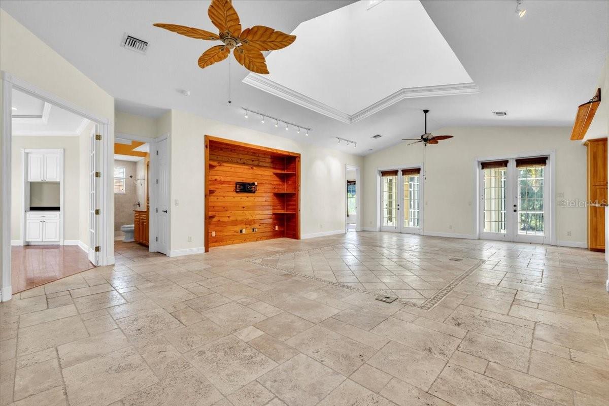 219 Singapore, Punta Gorda, FL 33950