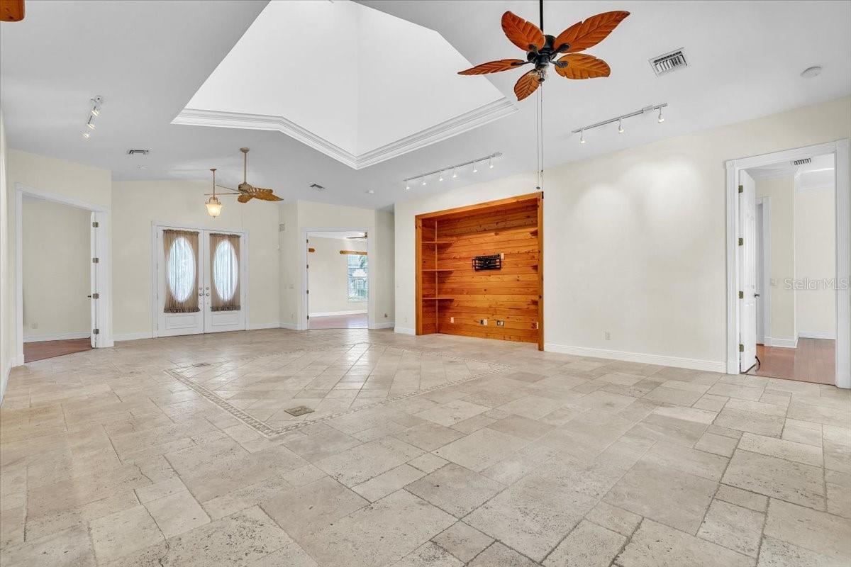 219 Singapore, Punta Gorda, FL 33950