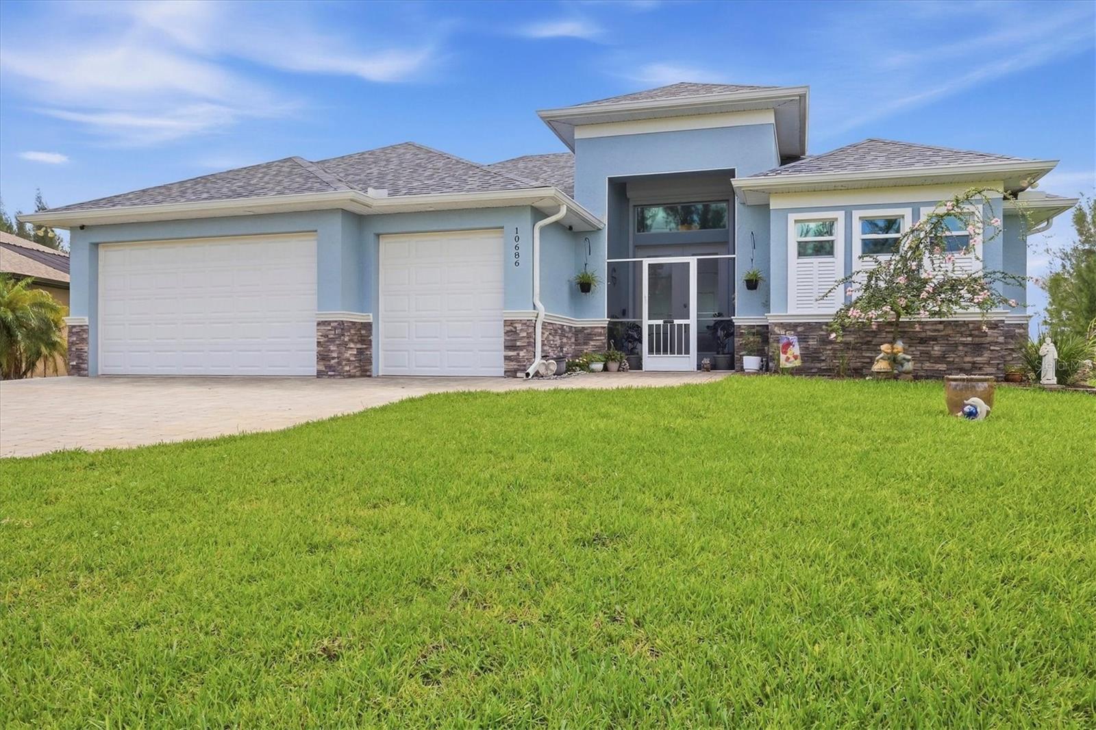 10686 Kearsarge, Port Charlotte, FL 33981