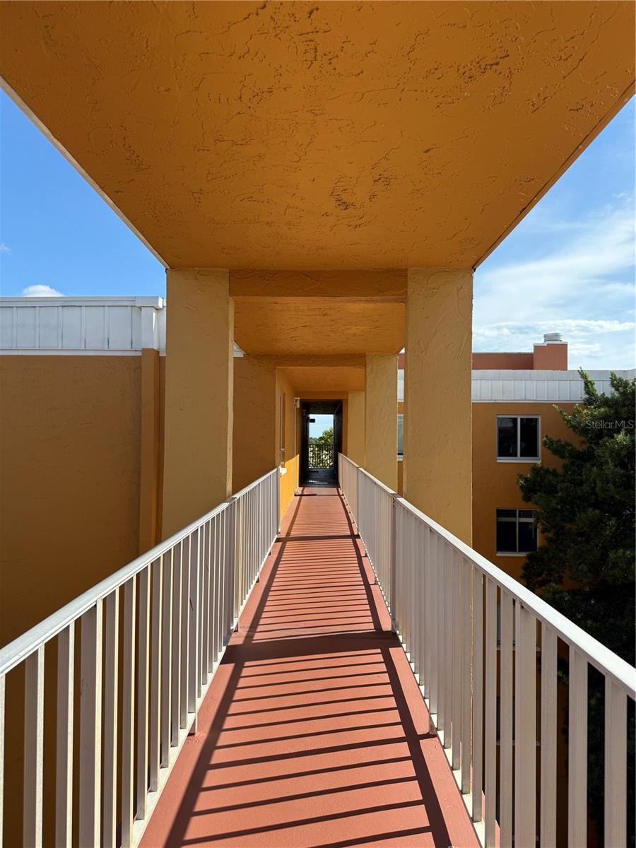 2366 Mall Unit 308, Fort Myers, FL 33901