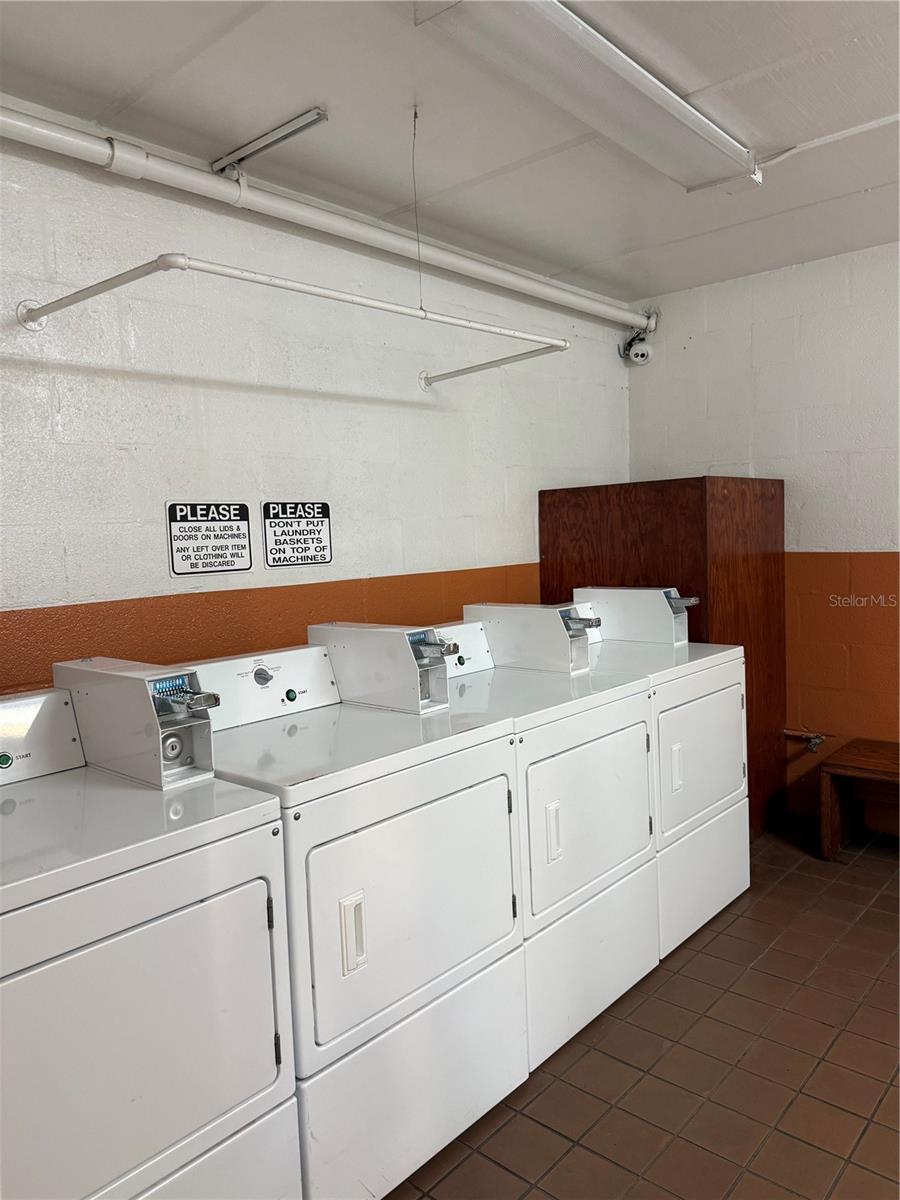 2366 Mall Unit 308, Fort Myers, FL 33901
