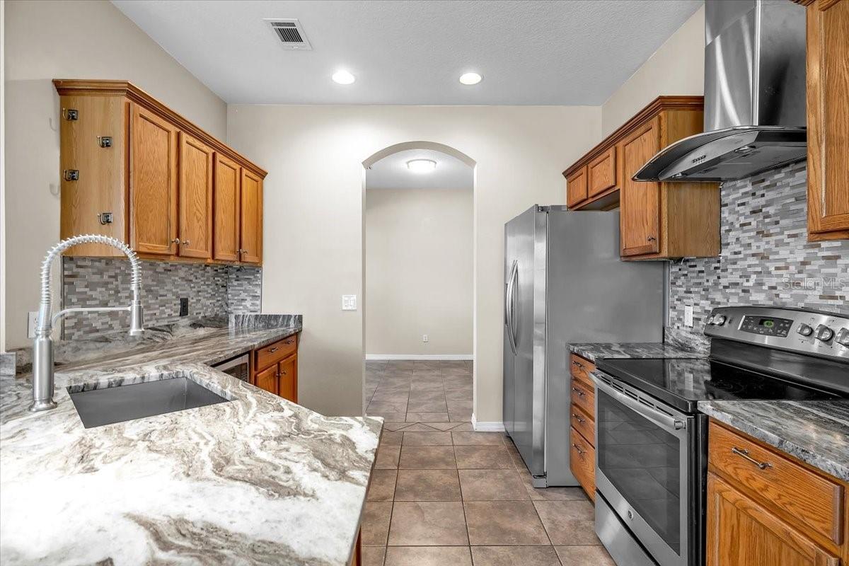 2332 Rosewood, North Port, FL 34289