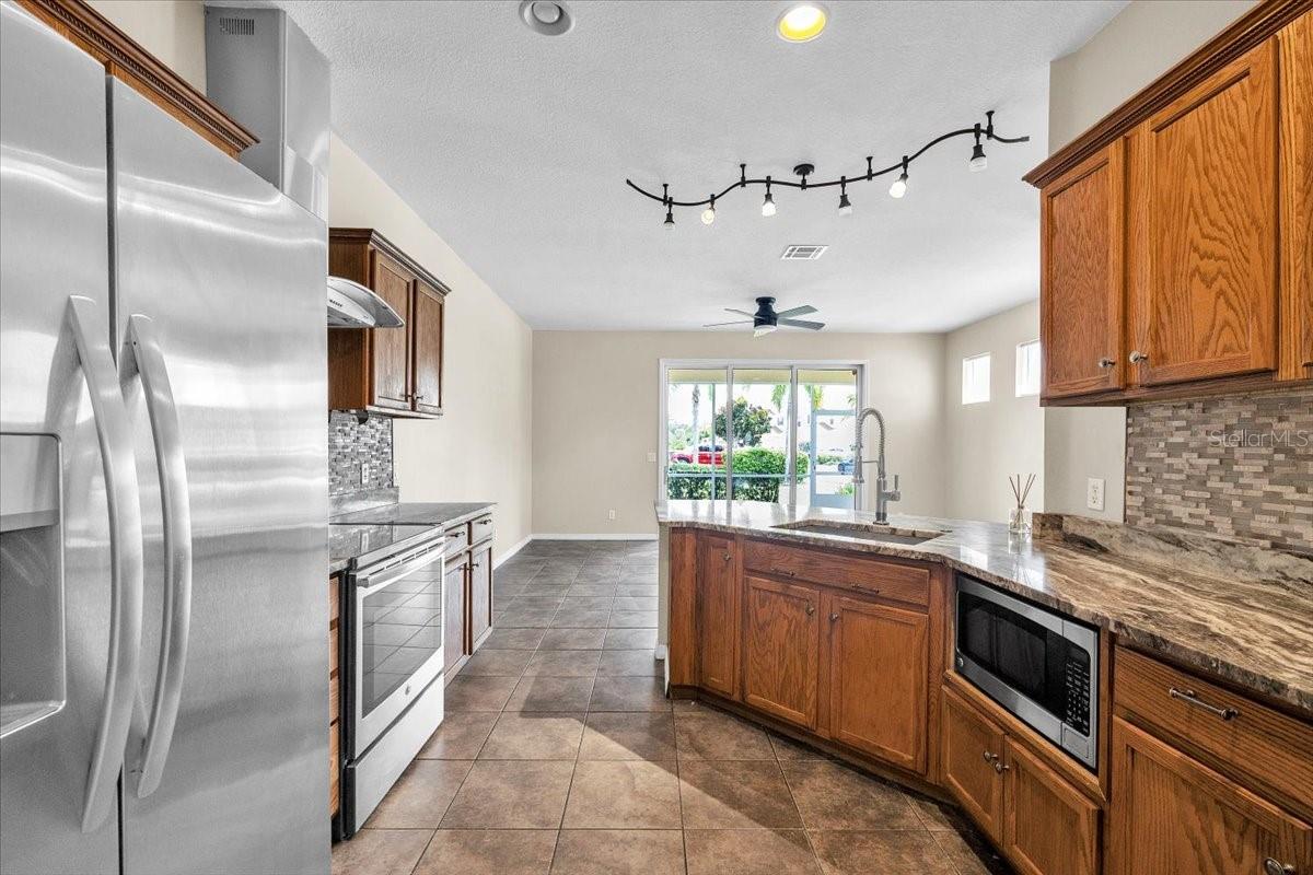 2332 Rosewood, North Port, FL 34289
