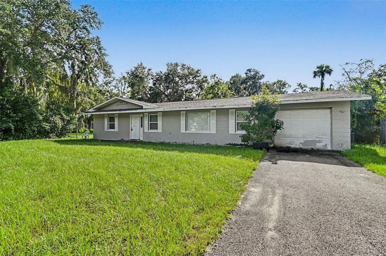 624 Duss, New Smyrna Beach, FL 32168