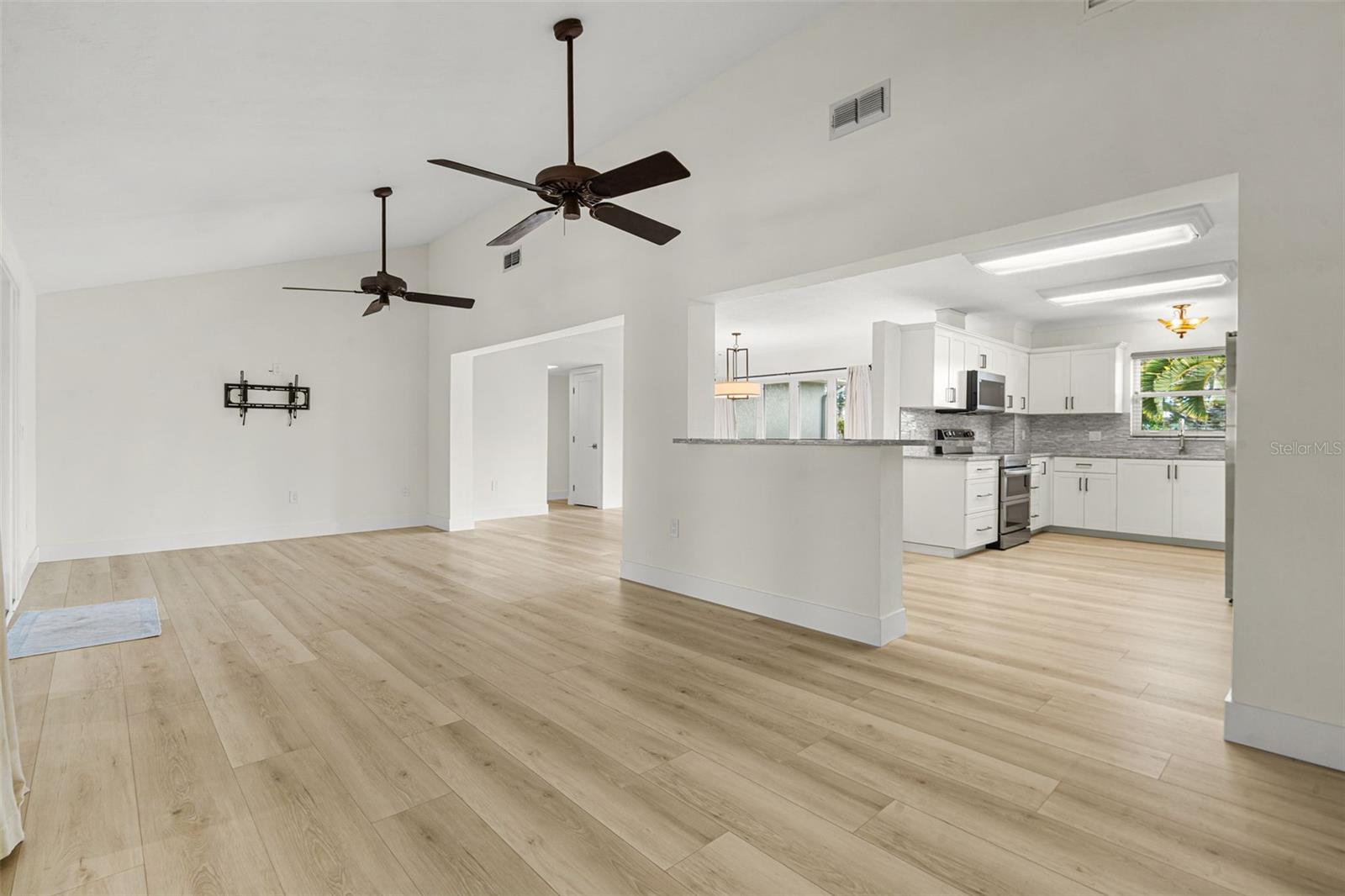 452 50th, Palmetto, FL 34221