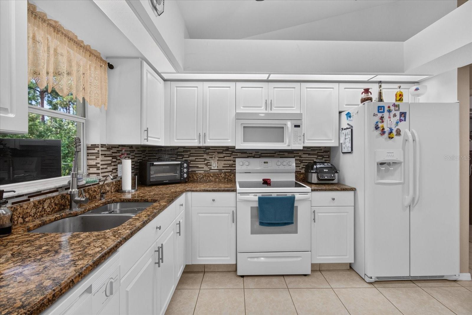 1048 Bandera, Lehigh Acres, FL 33974