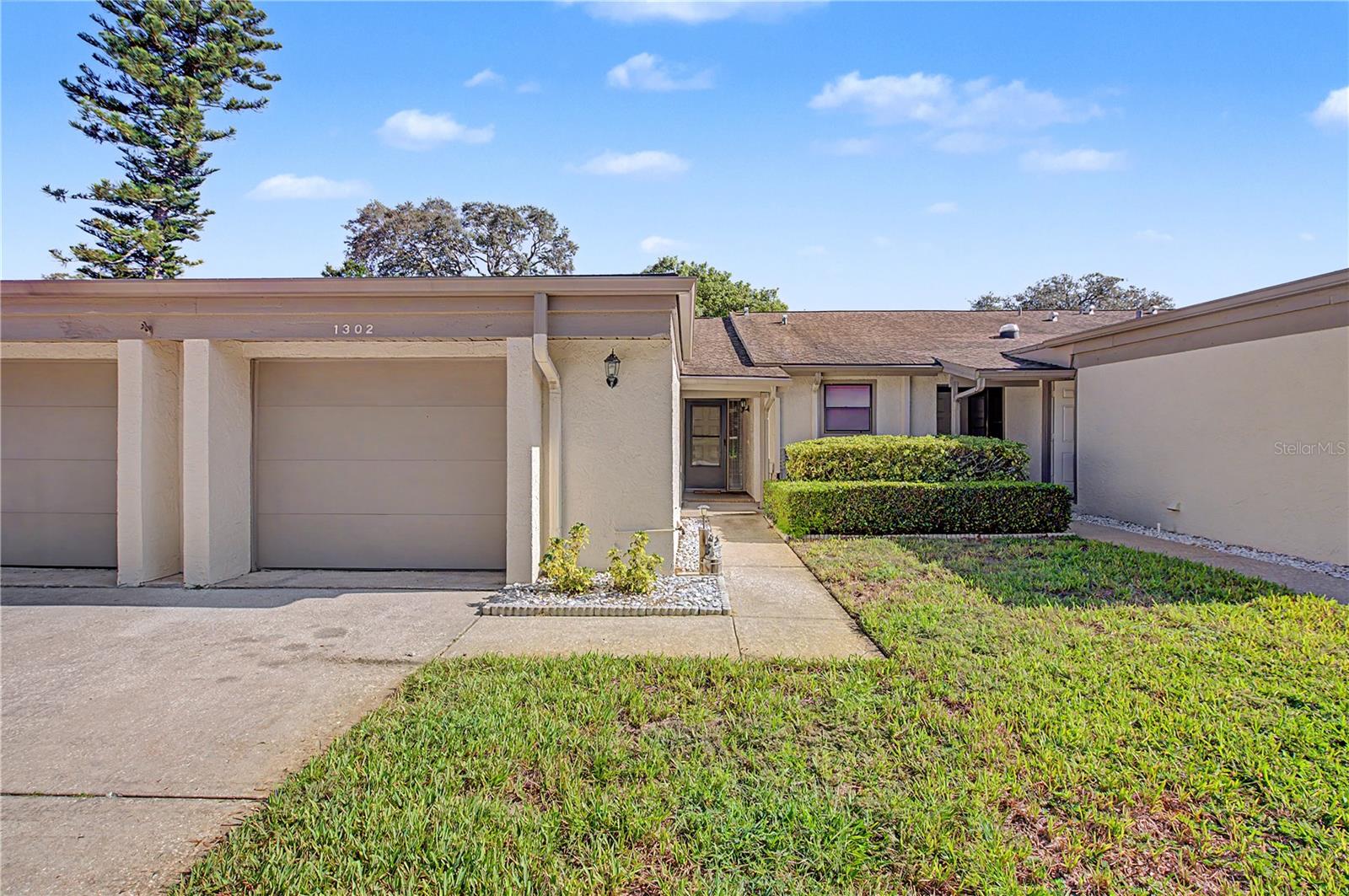 1302 Golfview, Tarpon Springs, FL 34689