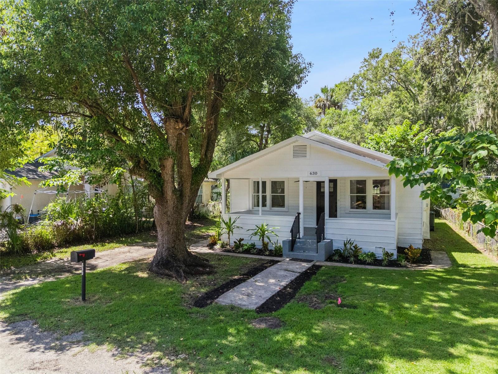 630 Washington, Daytona Beach, FL 32114